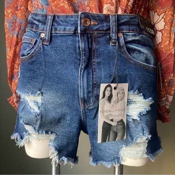 Kendall + Kylie | The Icon Ripped Denim Distressed Jean Short - Picture 1 of 6